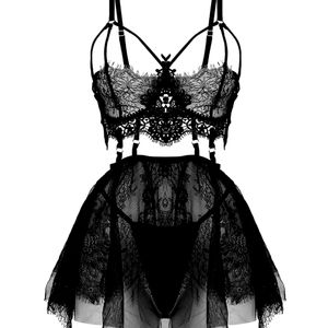 SUPER Flattering Lace Lingerie w Tulle Skirt & G String